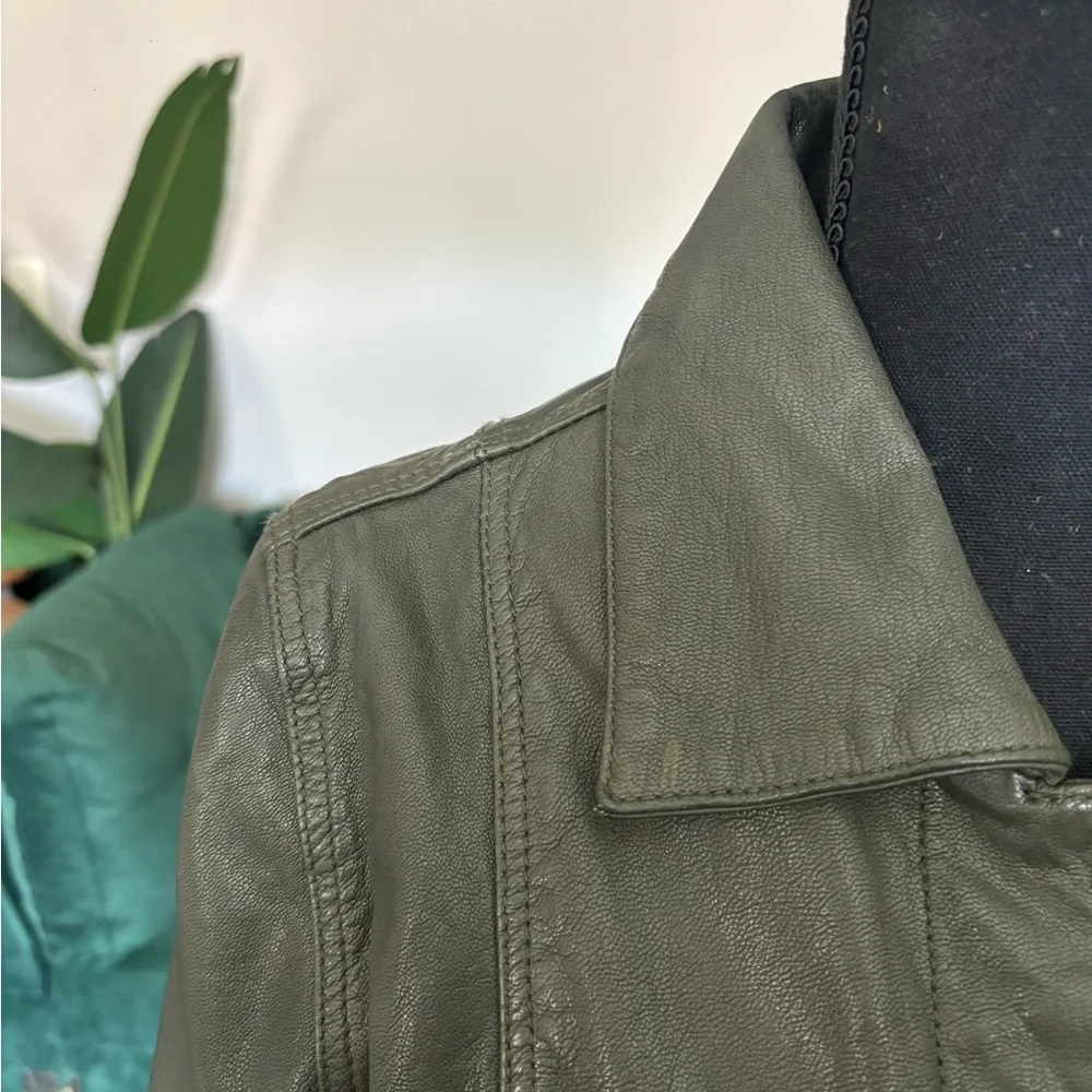 Members Only Vintage Olive Green Leather Jacket - Picture 7 of 16